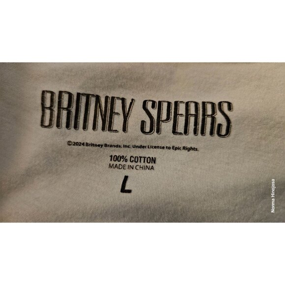 Britney Spears Graphic T-Shirt Light Blue 100% Cotton Size L Fun Retro Pop Desig - Picture 3 of 3